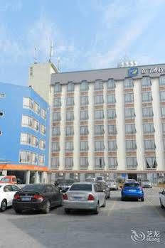 ييتشانغ The Seven Hotel المظهر الخارجي الصورة